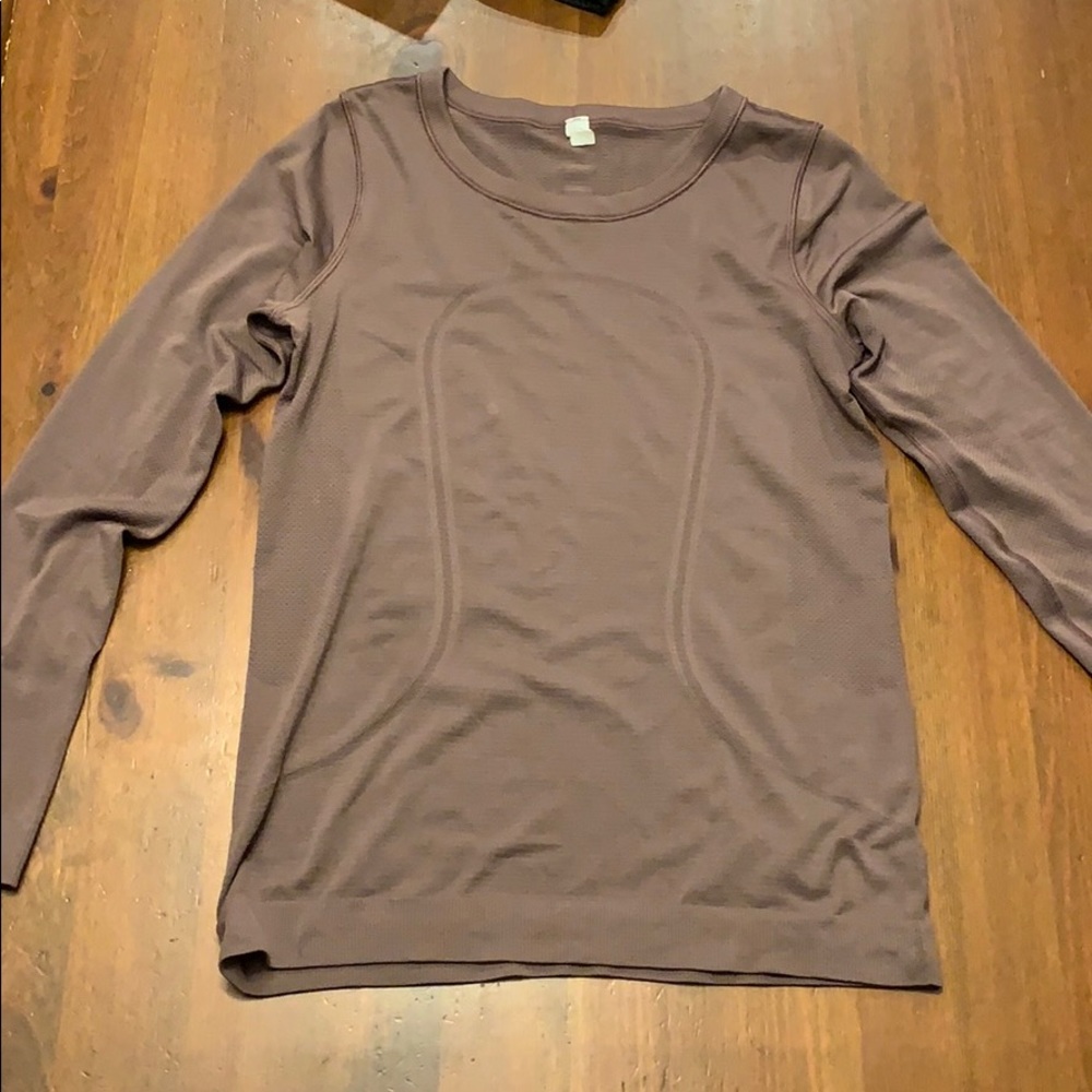 Lululemon swiftly tech long sleeve (relaxed fit)